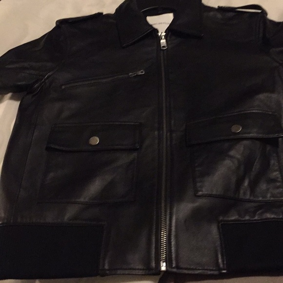 Leather jacket. - Picture 5 of 8